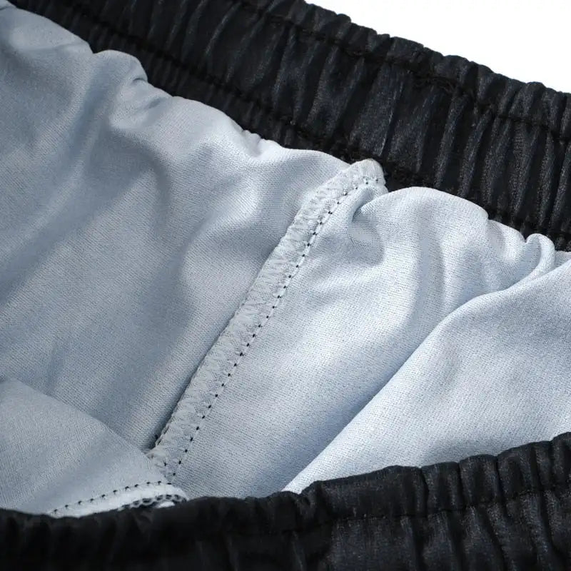 ‘WE BREATHE THE CLOUD’ SHORTS